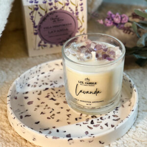 Vela de Lavanda + bandeja redonda com pedras de ametista