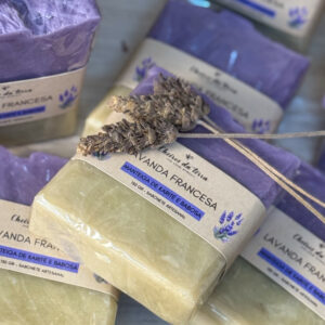 Sabonete hidratante de Lavanda Francesa, babosa e karité