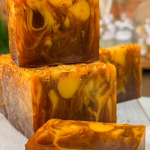 SABONETE DE MEL E AMÊNDOAS