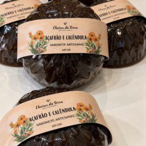 SABONETE DE AÇAFRÃO E CALÊNDULA