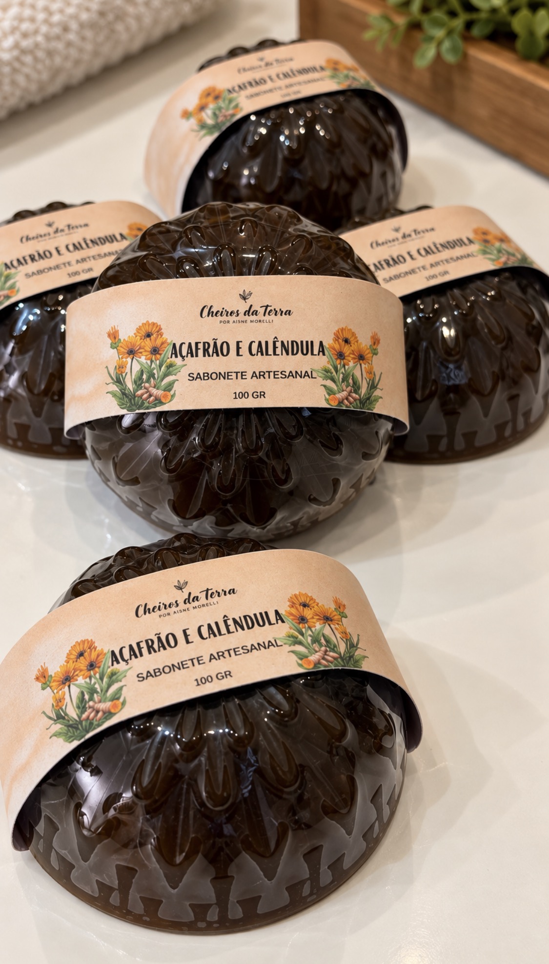 SABONETE DE AÇAFRÃO E CALÊNDULA