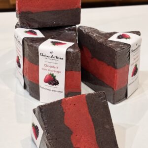 SABONETE DE CHOCOLATE COM MORANGO